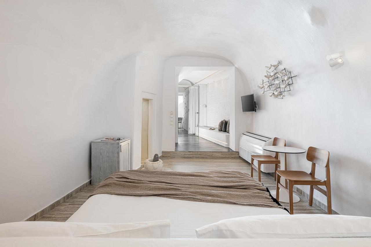 On The Rocks - Small Luxury Hotels Of The World (Adults Only) Imerovigli  Oda fotoğraf