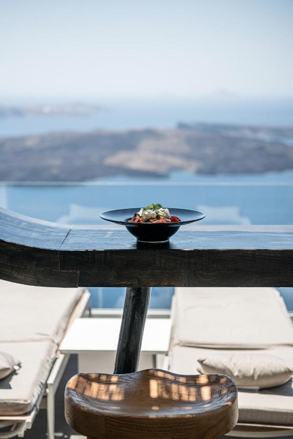 On The Rocks - Small Luxury Hotels Of The World (Adults Only) Imerovigli  Dış mekan fotoğraf