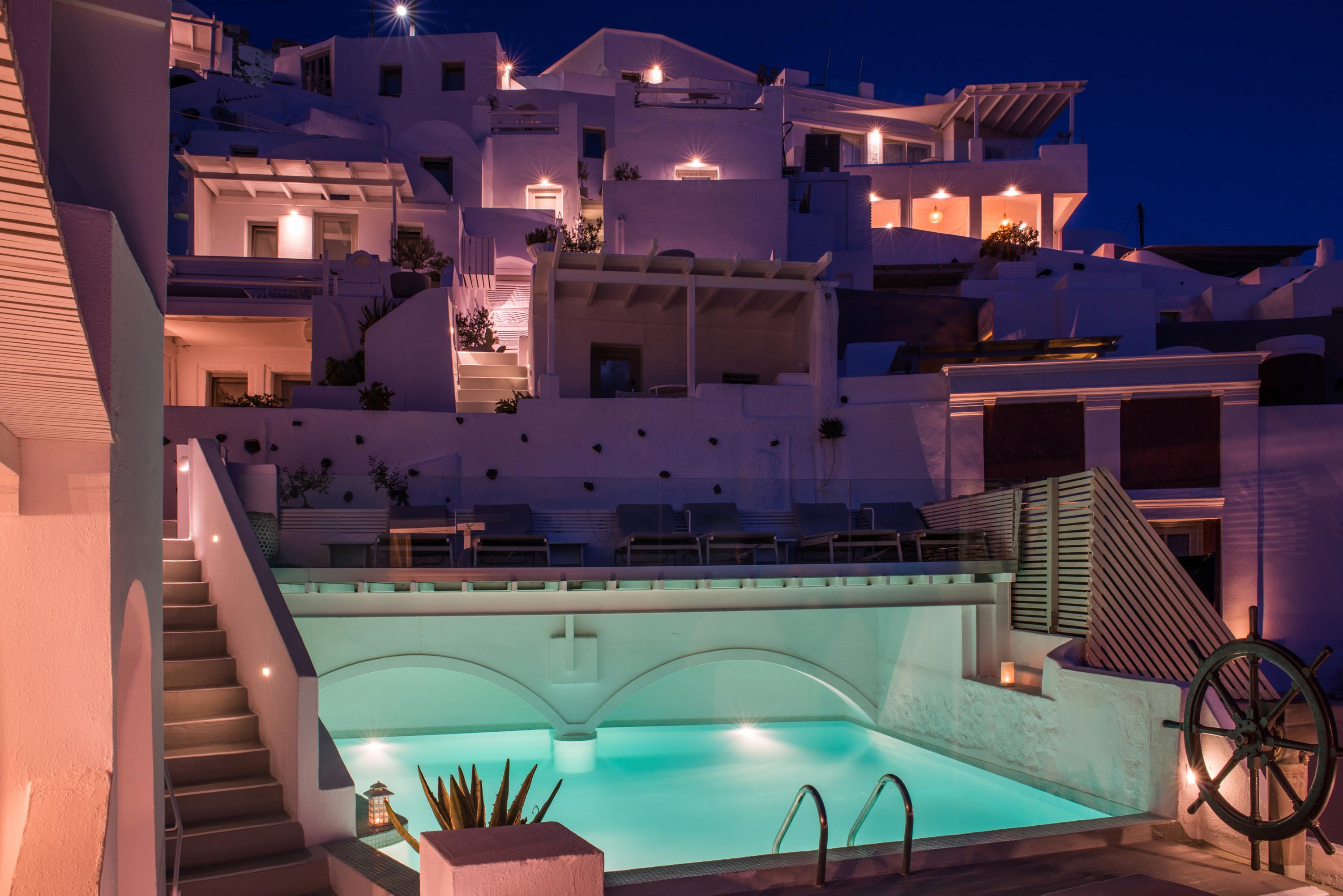 On The Rocks - Small Luxury Hotels Of The World (Adults Only) Imerovigli  Dış mekan fotoğraf